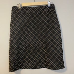 H & M plaid pencil skirt size 8 Brown/black above-knee length